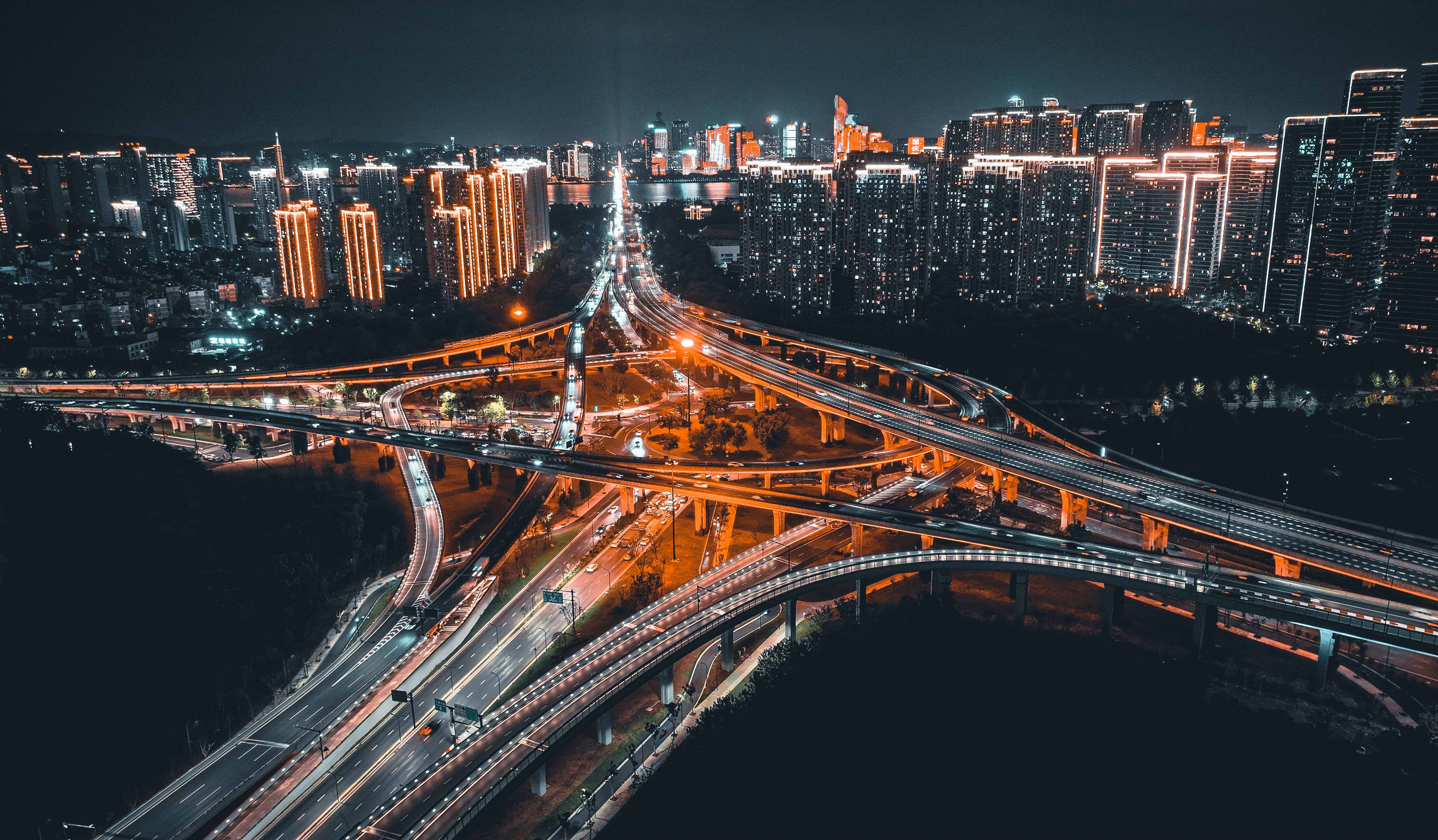 亞運(yùn)工程巡禮（3）——蕭山機(jī)場(chǎng)路、機(jī)場(chǎng)高架路及沿線樓宇亮化工程